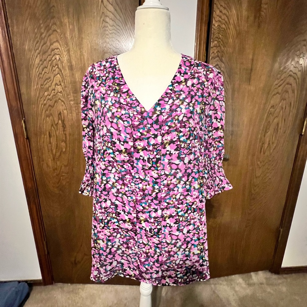 Floral V-Neck Blouse